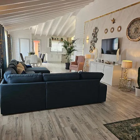 Villa La Paz Con Piscina Y Yacuzzy Integrado Costa Adeje (Tenerife)