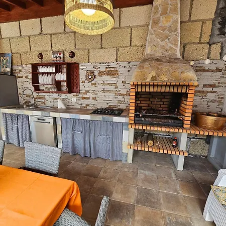 Villa La Paz Con Piscina Y Yacuzzy Integrado