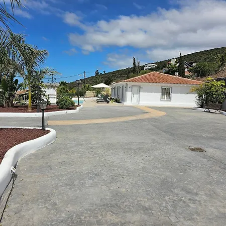 Villa La Paz Con Piscina Y Yacuzzy Integrado Costa Adeje (Tenerife)