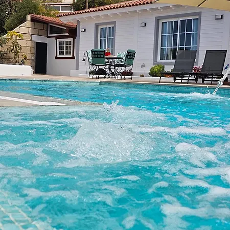 Villa La Paz Con Piscina Y Yacuzzy Integrado *